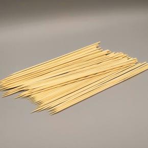 Disposable bamboo BBQ sticks 